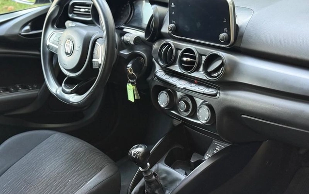 imagem-https://www.socarrao.com.br/sc-vehicle-images-prod/1978047/1783513684730-7775889_16_B_fd2d301b36.jpeg