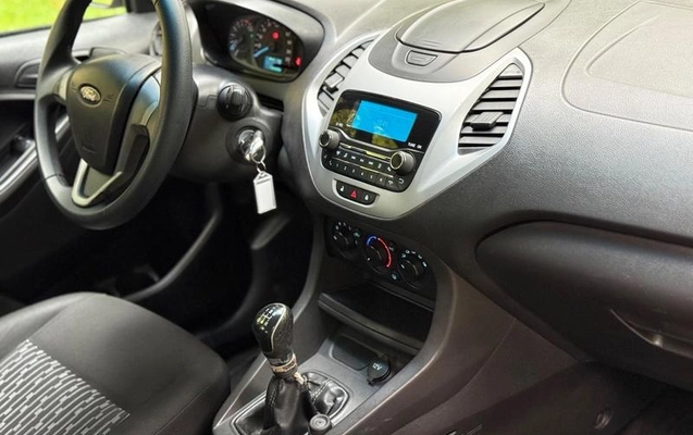 imagem-https://www.socarrao.com.br/sc-vehicle-images-prod/1978054/1781024453139-7814144_16_B_2485b0fea4.jpeg