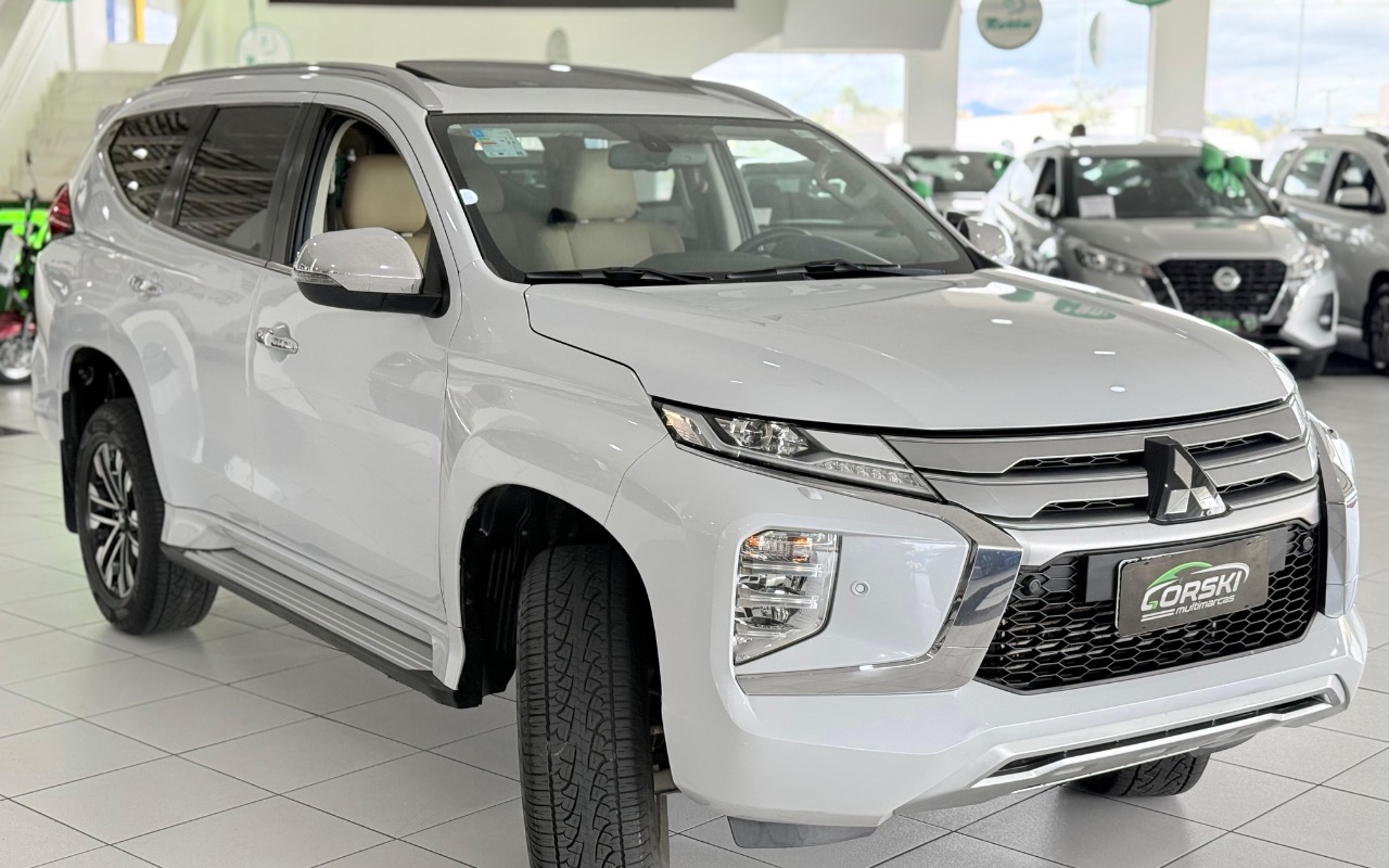 imagem-https://www.socarrao.com.br/sc-vehicle-images-prod/1978145/1780686657819-NGVjNjc5ODYtOWQyMi00ZGY2LTk5OTMtODlmMzkxZDA0MDU0LmpwZWc.jpeg