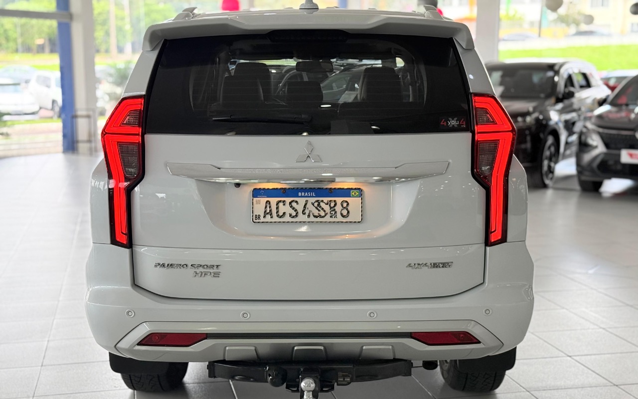 imagem-https://www.socarrao.com.br/sc-vehicle-images-prod/1978145/1780686658030-OTVhMDIzMzEtYTU2ZC00ZTk5LWE3NGItYzAzZjRhNDQwODJlLmpwZWc.jpeg