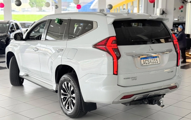 imagem-https://www.socarrao.com.br/sc-vehicle-images-prod/1978145/1780686658095-MGU3MjA1MzAtMWQ1Ny00MjgwLWFhZDEtY2EyMzAwYWQ0NjI4LmpwZWc.jpeg
