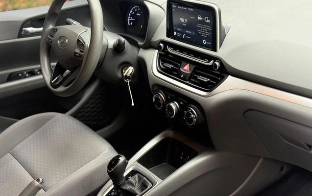 imagem-https://www.socarrao.com.br/sc-vehicle-images-prod/1978164/1784899292258-8094215_15_B_b01d925df6.jpeg