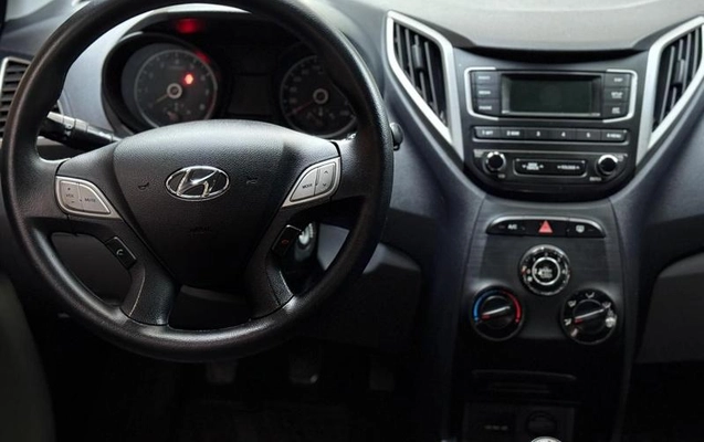 imagem-https://www.socarrao.com.br/sc-vehicle-images-prod/1978180/1781266634820-7620752_10_B_0ca3ed73d8.jpeg