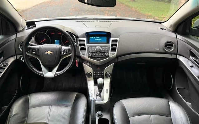 imagem-https://www.socarrao.com.br/sc-vehicle-images-prod/1978198/1789493770286-7774205_14_B_a0be91ed1d.jpeg