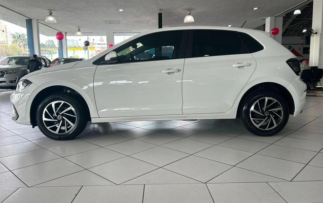 imagem-https://www.socarrao.com.br/sc-vehicle-images-prod/1978224/1789657630299-8117342_12_B_d55d7be74e.jpeg