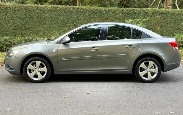imagem-https://www.socarrao.com.br/sc-vehicle-images-prod/1978246/1781024215234-8060527_3_B_4563f93002.jpeg