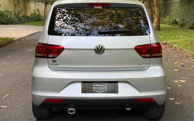 imagem-https://www.socarrao.com.br/sc-vehicle-images-prod/1978296/1785249346591-7731041_7_B_81b31cada8.jpeg