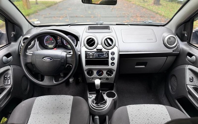 imagem-https://www.socarrao.com.br/sc-vehicle-images-prod/1978388/1781024308215-7677098_3_B_47aaf66e8c.jpeg