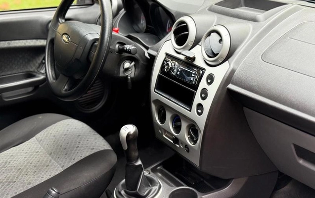 imagem-https://www.socarrao.com.br/sc-vehicle-images-prod/1978388/1781024308217-7677098_8_B_9487dca6af.jpeg