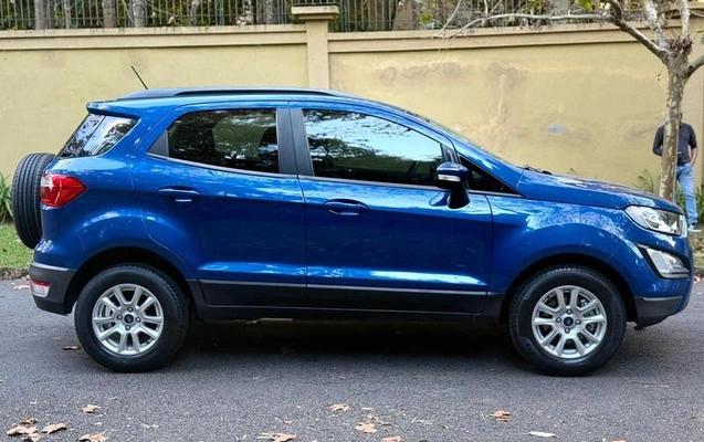 imagem-https://www.socarrao.com.br/sc-vehicle-images-prod/1978406/1782151072537-7959534_4_B_7e661f4861.jpeg