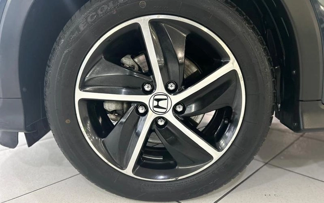 imagem-https://www.socarrao.com.br/sc-vehicle-images-prod/1978567/1788043409242-8159676_8_B_ca666f7bbc.jpeg