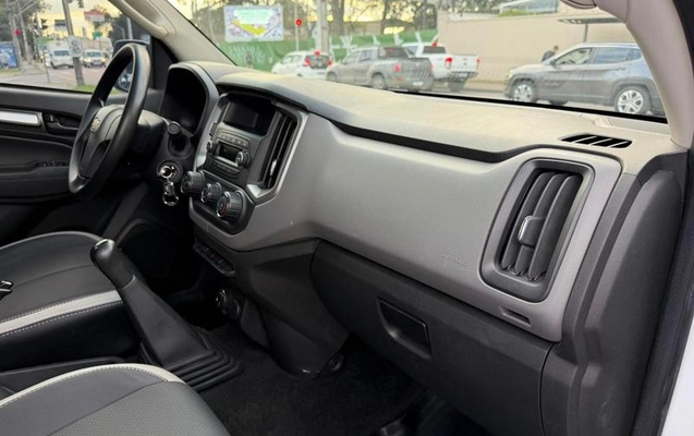 imagem-https://www.socarrao.com.br/sc-vehicle-images-prod/1978654/1784227233229-8159726_2_B_61e1887543.jpeg