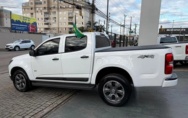 imagem-https://www.socarrao.com.br/sc-vehicle-images-prod/1978654/1784227233230-8159726_5_B_d17fce4e57.jpeg