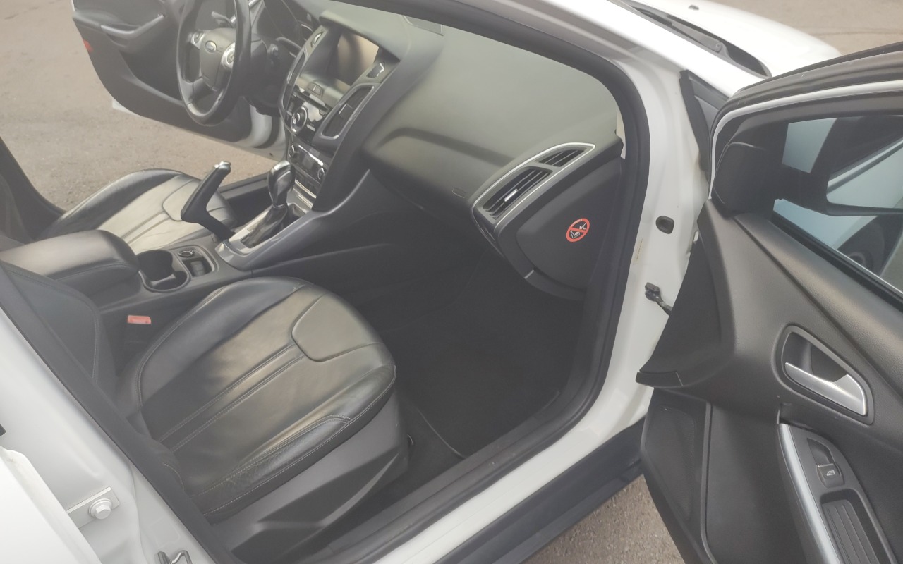 imagem-https://www.socarrao.com.br/sc-vehicle-images-prod/1978668/1780689107311-MTc4MDY4OTA1NTk1NzU1NzQ4MDAyMjM0Mjk4NTAyMy5qcGc.jpg