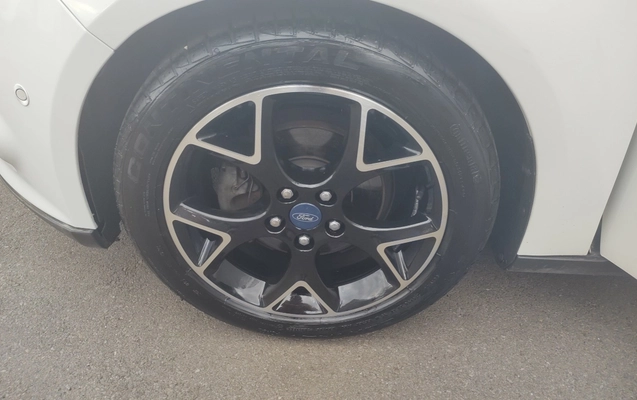 imagem-https://www.socarrao.com.br/sc-vehicle-images-prod/1978668/1780689215292-MTc4MDY4OTE1NDUxNzQzODE3MzEzNTgxNzAyNjUwODguanBn.jpg