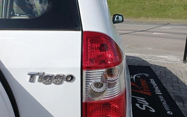 imagem-https://www.socarrao.com.br/sc-vehicle-images-prod/1979084/1787419179196-8160048_10_B_981d1a8170.jpeg