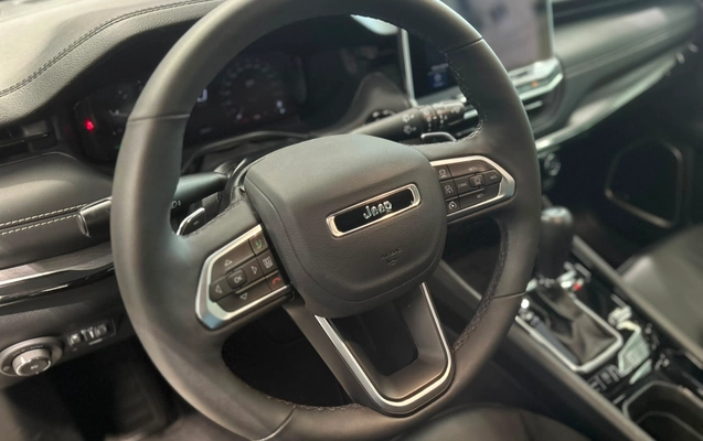 imagem-https://www.socarrao.com.br/sc-vehicle-images-prod/1979111/1780757243631-661346786