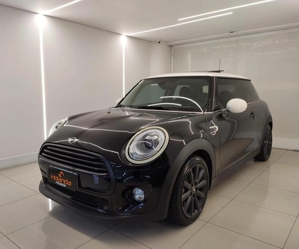 MINI COOPER 2018 Preto — foto 1 de 3