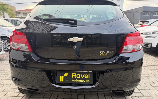 imagem-https://www.socarrao.com.br/sc-vehicle-images-prod/1979389/1784573083627-003_060a87b2a1f53a986e2af8f38abb8dd1.jpeg