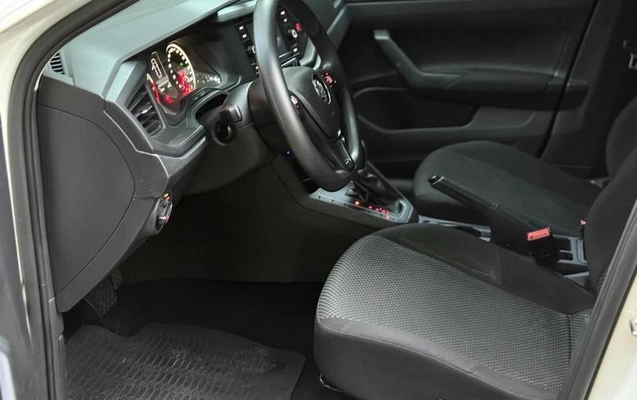 imagem-https://www.socarrao.com.br/sc-vehicle-images-prod/1979390/1789414744738-7981593_7_B_eefc8ea310.jpeg