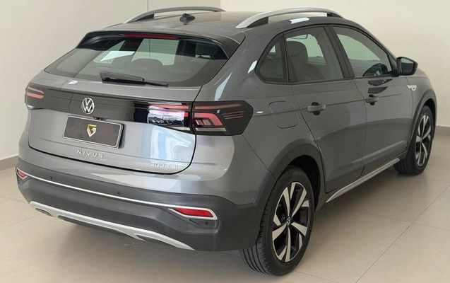 imagem-https://www.socarrao.com.br/sc-vehicle-images-prod/1979405/1784036169429-8056062_6_B_6eda40e8ca.jpeg
