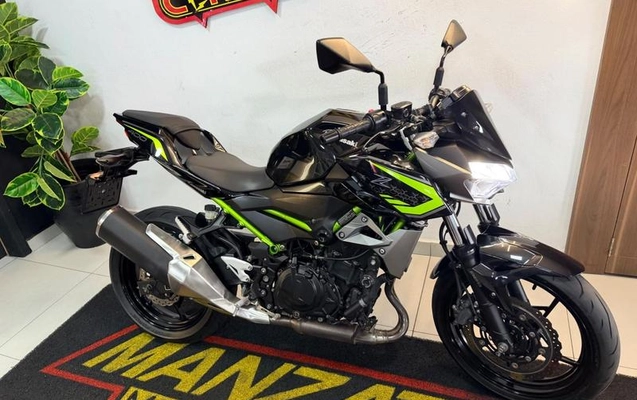 imagem-https://www.socarrao.com.br/sc-vehicle-images-prod/1979470/1782221628063-8160252_2_B_5e4378b913.jpeg