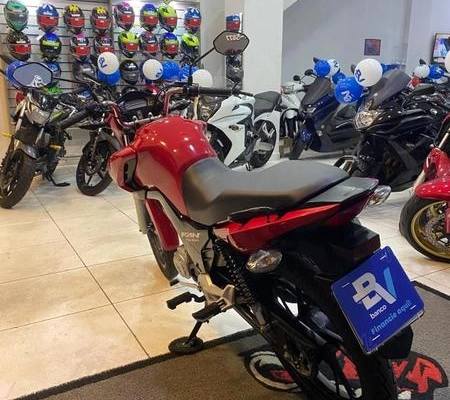 imagem-https://www.socarrao.com.br/sc-vehicle-images-prod/1979592/1787942562143-8153661_3_B_fb0242102a.jpeg