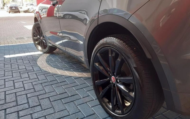 imagem-https://www.socarrao.com.br/sc-vehicle-images-prod/1979596/1789650018367-8160225_3_B_1c7913f613.jpeg