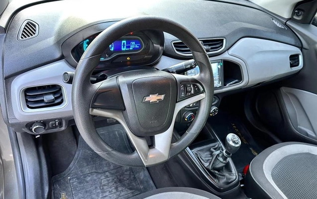 imagem-https://www.socarrao.com.br/sc-vehicle-images-prod/1980639/1788361909786-8126923_11_B_5c29ca5808.jpeg