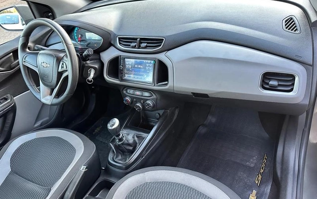 imagem-https://www.socarrao.com.br/sc-vehicle-images-prod/1980639/1788361909795-8126923_16_B_256eef13d3.jpeg
