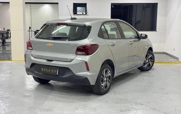 imagem-https://www.socarrao.com.br/sc-vehicle-images-prod/1982921/1789137861208-8154886_9_B_2e6028dc86.jpeg