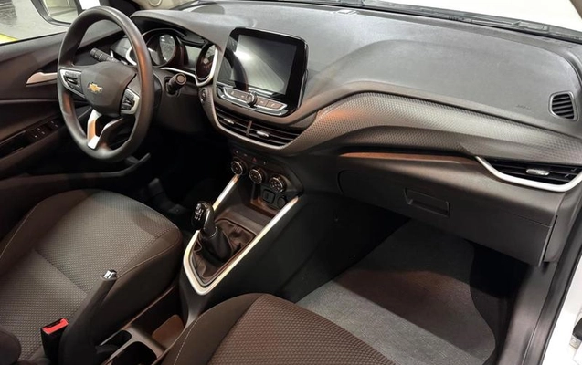 imagem-https://www.socarrao.com.br/sc-vehicle-images-prod/1982940/1789137906683-8154527_8_B_5a18398280.jpeg
