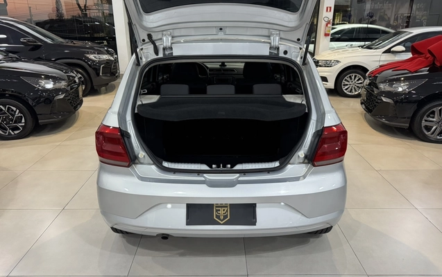 imagem-https://www.socarrao.com.br/sc-vehicle-images-prod/1984948/1780720416276-5_013305.jpg