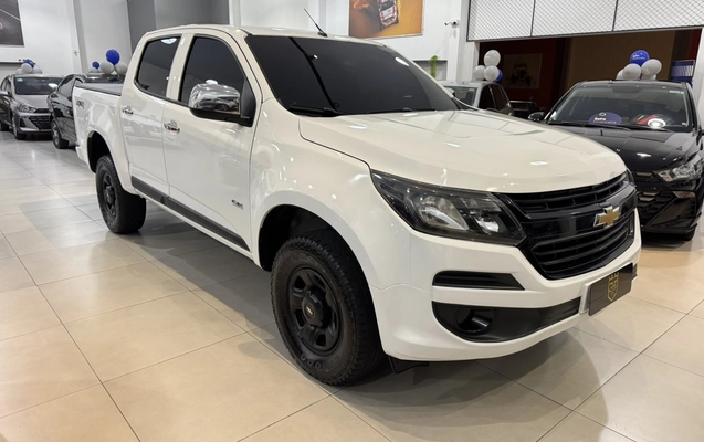imagem-https://www.socarrao.com.br/sc-vehicle-images-prod/1984979/1780720484655-3_094637.jpg
