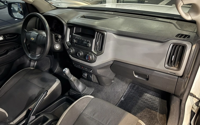 imagem-https://www.socarrao.com.br/sc-vehicle-images-prod/1984979/1780720484656-9_094637.jpg