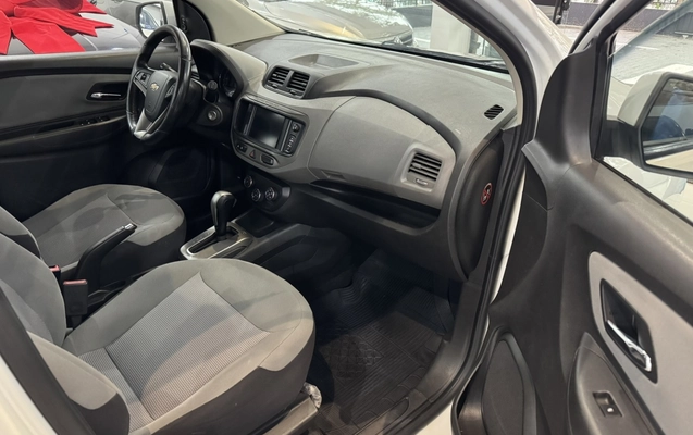 imagem-https://www.socarrao.com.br/sc-vehicle-images-prod/1984989/1780720505427-2_023229.jpg