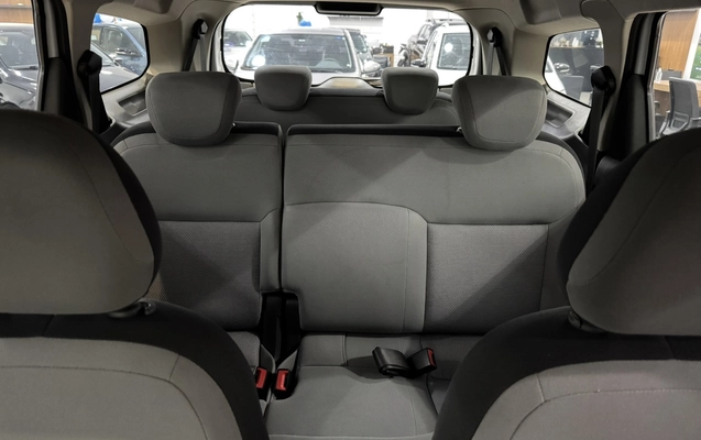 imagem-https://www.socarrao.com.br/sc-vehicle-images-prod/1984989/1780720505428-15_023229.jpg