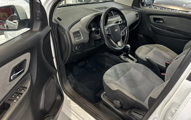 imagem-https://www.socarrao.com.br/sc-vehicle-images-prod/1984989/1780720505428-5_023229.jpg