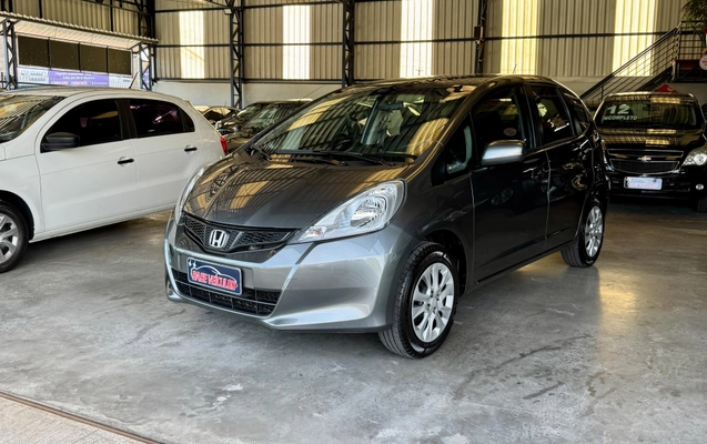 imagem-https://www.socarrao.com.br/sc-vehicle-images-prod/1990503/1782231833990-1f99128fd7214a439788ffaaf0e763c2_1780748126432.jpg