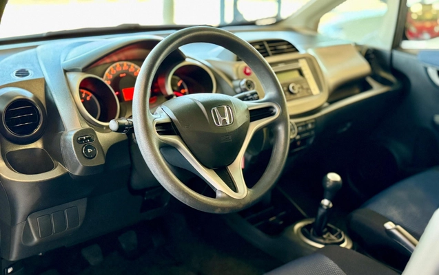 imagem-https://www.socarrao.com.br/sc-vehicle-images-prod/1990503/1782231833998-f60f6e0b771341039309ea6715497bee_1780748124361.jpg