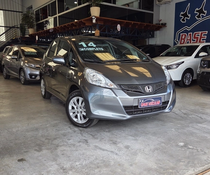 Honda Fit 2014 Cinza — foto 1 de 3