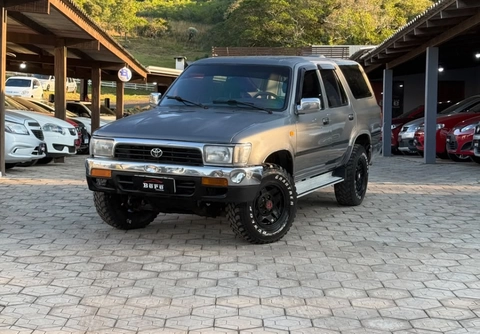 Toyota Hilux SW4 4x4 2.8 Diesel 1995 Prata — foto 1 de 3