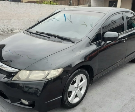Honda Civic 2007 Verde — foto 1 de 3