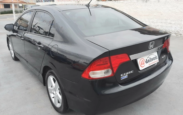 imagem-https://www.socarrao.com.br/sc-vehicle-images-prod/1990582/1780750565160-MDYuanBlZw.jpeg
