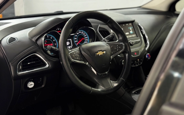imagem-https://www.socarrao.com.br/sc-vehicle-images-prod/1990742/1787241219786-4aed69f9-0d8a-4778-9d6f-ae131e982a08.jpg
