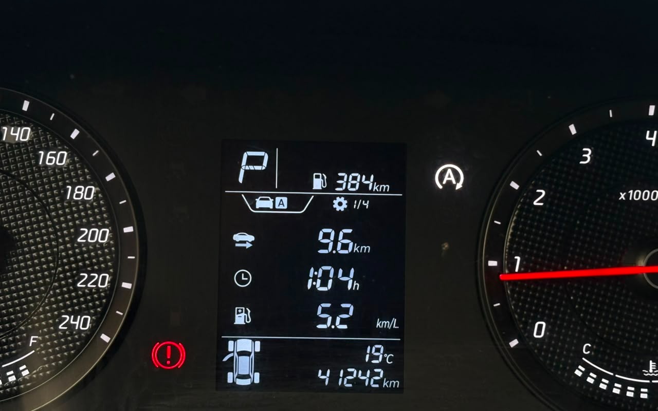 imagem-https://www.socarrao.com.br/sc-vehicle-images-prod/1990751/1780754649575-V2hhdHNBcHAgSW1hZ2UgMjAyNi0wNi0wNiBhdCAxMC4xMi4yNi5qcGVn.jpeg