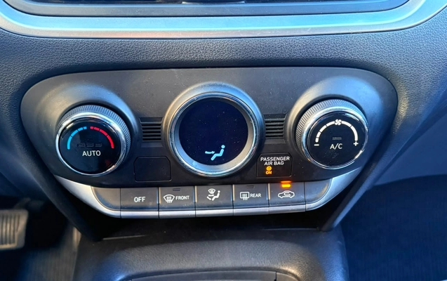 imagem-https://www.socarrao.com.br/sc-vehicle-images-prod/1990751/1780754649985-V2hhdHNBcHAgSW1hZ2UgMjAyNi0wNi0wNiBhdCAxMC4xMi4zNy5qcGVn.jpeg