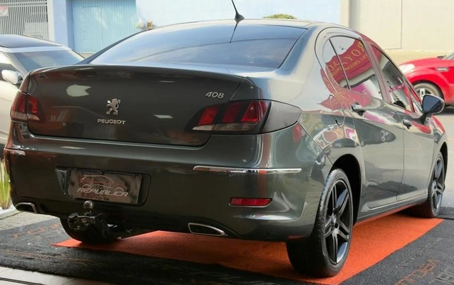 imagem-https://www.socarrao.com.br/sc-vehicle-images-prod/1991004/1788633350711-8110292_5_B_5d5ba45968.jpeg