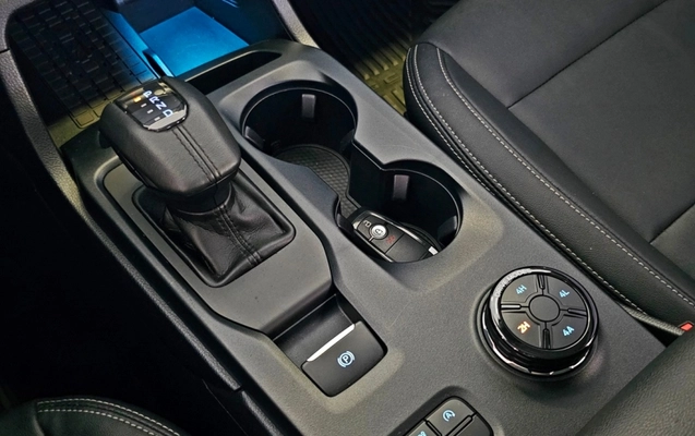 imagem-https://www.socarrao.com.br/sc-vehicle-images-prod/1991233/1789042102902-Pt5vJ8qIcMvuJLigm1ujws14V5nG3JEO.jpg