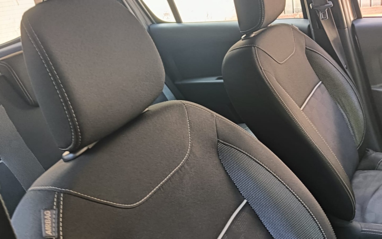 imagem-https://www.socarrao.com.br/sc-vehicle-images-prod/1991246/1780769995392-V2hhdHNBcHAgSW1hZ2UgMjAyNi0wMy0wMiBhdCAyMi40OC4xNC5qcGVn.jpeg